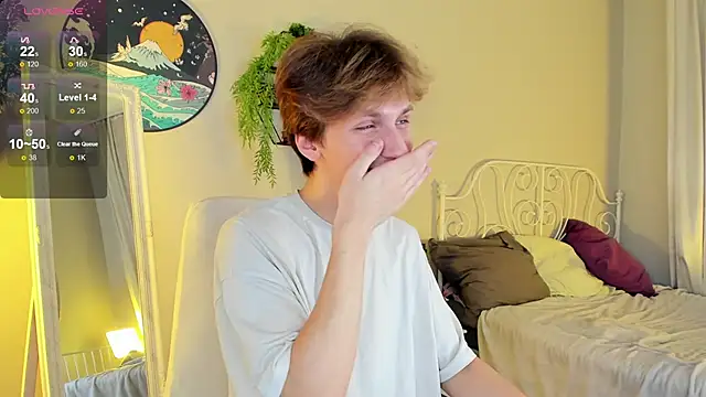 Snapshot of Adrian_Di chatting on December 2024 06:53:02 AM Adrian Di online show from December 2024 06:53:02 AM