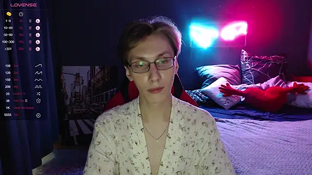 Snapshot of Adrian_Di chatting on January 2025 11:17:01 AM Adrian Di online show from January 2025 11:17:01 AM