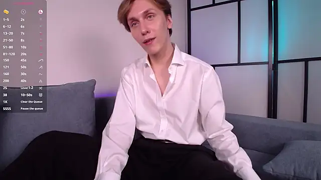 Snapshot of Adrian_Di chatting on March 2025 07:05:01 PM Adrian Di online show from March 2025 07:05:01 PM