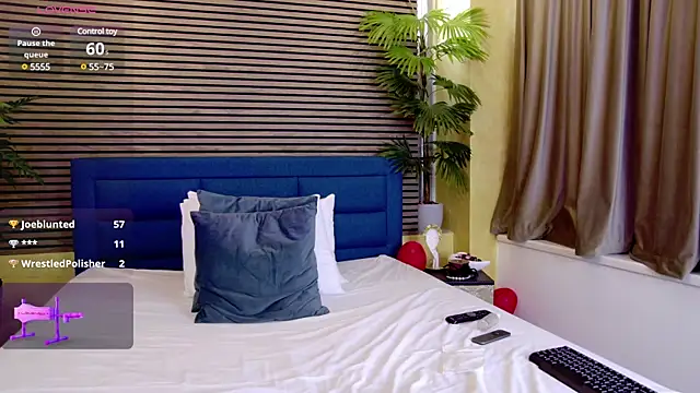 SamaraSinn online show from March 2025 08:41:02 AM