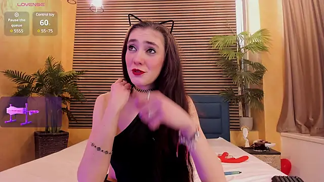 SamaraSinn online show from March 2025 09:02:02 AM