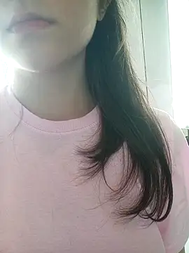 Analitayoung online show from March 2026 12:11:01 PM