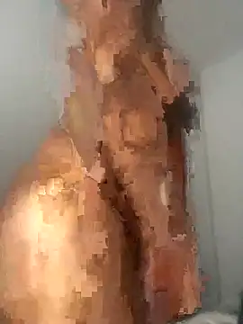 Snapshot of CurvyQueen19 chatting on February 2025 03:20:01 PM CurvyQueen19 online show from February 2025 03:20:01 PM