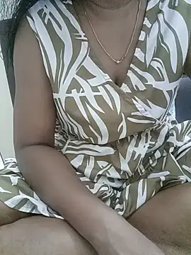 Snapshot of Tamil_Vishalini chatting on August 2026 04:00:01 AM Tamil Vishalini online show from August 2026 04:00:01 AM