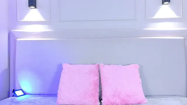 NickyBelmonth online show from September 2025 11:34:01 AM