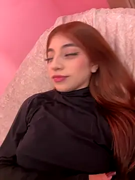 NickyBelmonth online show from November 2025 04:28:01 PM