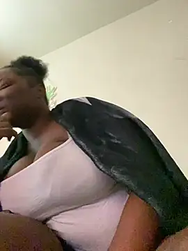 Snapshot of DamnBubbles chatting on March 2026 10:26:01 PM DamnBubbles online show from March 2026 10:26:01 PM