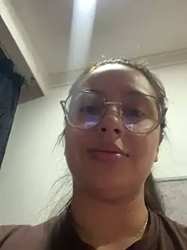 Gretta Hot online show from February 2025 10:45:01 PM