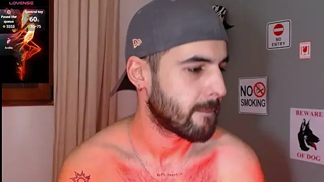 HairyRobxxx online show from January 2026 05:15:01 PM