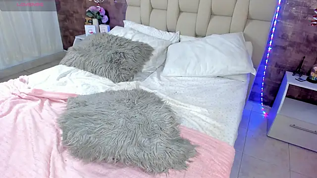 Scarlet lace online show from March 2025 10:32:02 PM