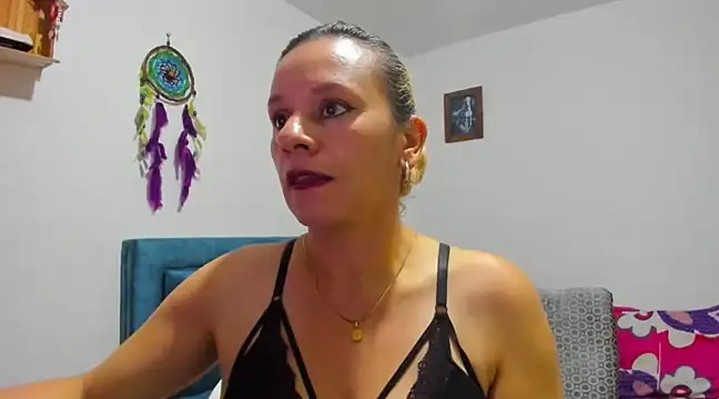 sofi saliva2511 online show from February 2025 05:51:02 PM