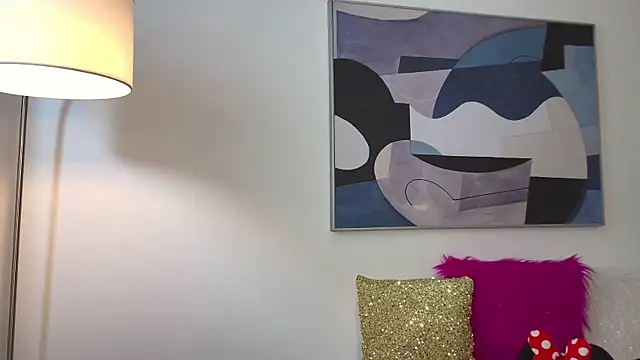 karina warthon online show from February 2025 09:51:01 PM