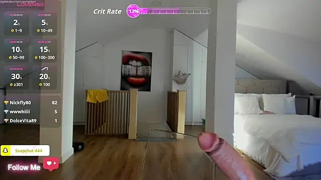 Yourhotqueeen online show from April 2026 01:42:02 AM