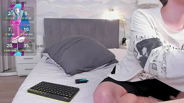 Snapshot of Tayller_Jonson chatting on February 2025 09:15:01 AM Tayller Jonson online show from February 2025 09:15:01 AM