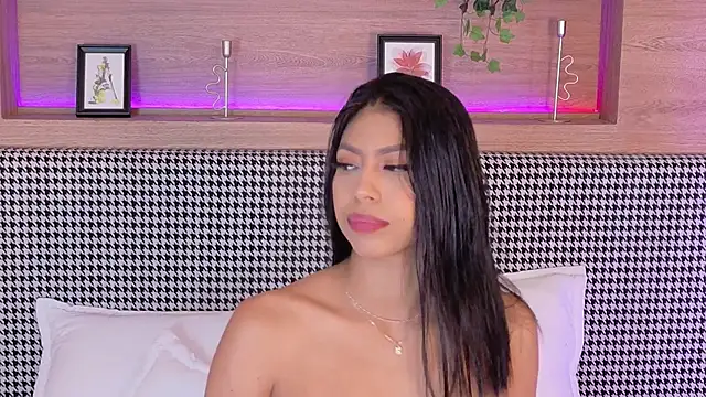 Snapshot of AbieHills chatting on March 2025 02:12:02 PM AbieHills online show from March 2025 02:12:02 PM