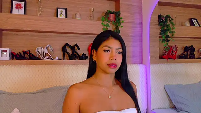 Snapshot of AbieHills chatting on November 2025 12:42:01 PM AbieHills online show from November 2025 12:42:01 PM