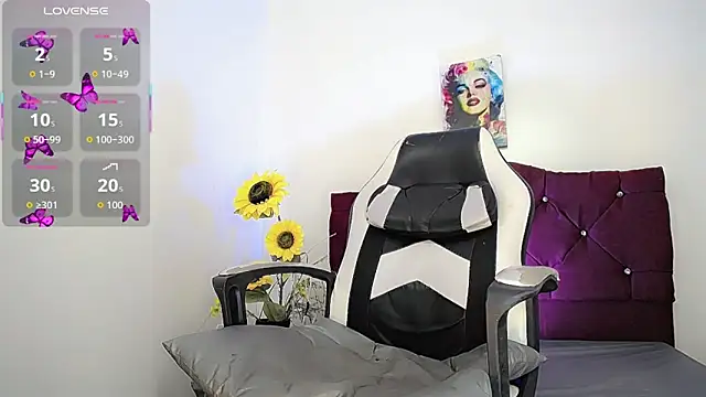 Gisele fox online show from March 2026 07:11:01 PM