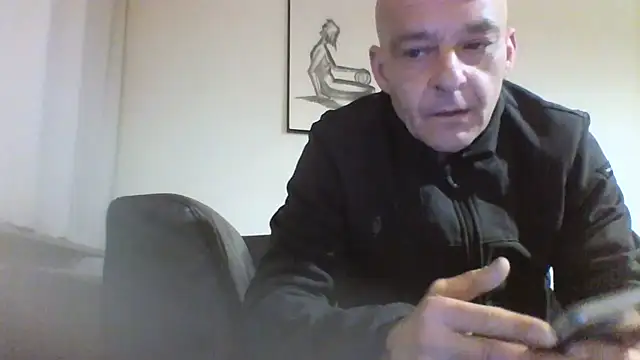 Snapshot of horndude187187 chatting on January 2025 07:54:01 PM horndude187187 online show from January 2025 07:54:01 PM