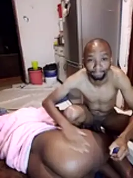 KMbesxxx online show from November 2025 08:54:01 PM