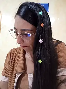 BELLA--26 online show from February 2025 06:07:01 PM