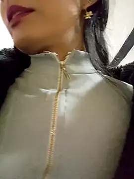 BELLA--26 online show from February 2025 08:42:02 PM