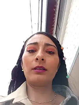 BELLA--26 online show from February 2025 07:24:02 PM