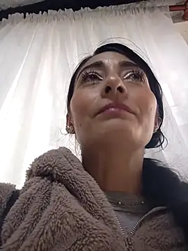 BELLA--26 online show from February 2025 08:03:01 PM