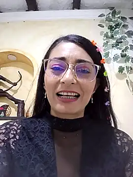 BELLA--26 online show from February 2025 11:21:02 PM