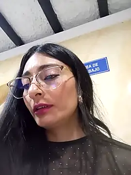 BELLA--26 online show from March 2025 10:32:01 PM