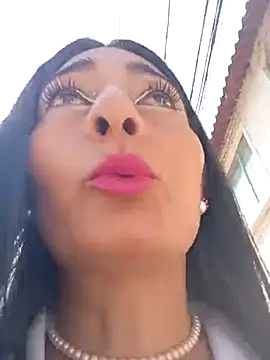 BELLA--26 online show from March 2025 02:30:02 PM