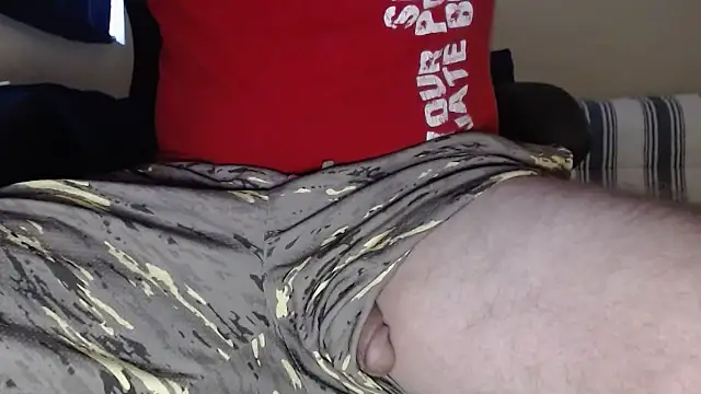 Snapshot of Dubesnackes chatting on November 2025 05:48:01 PM Dubesnackes online show from November 2025 05:48:01 PM