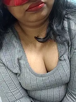  MilkyBar online show from December 2025 04:24:02 PM