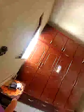 manterei2 online show from February 2025 04:02:01 PM