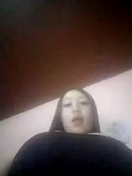 Snapshot of boobsTaylor chatting on January 2025 05:15:02 AM boobsTaylor online show from January 2025 05:15:02 AM