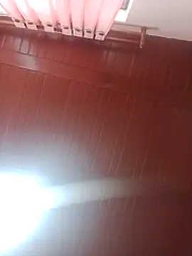 Snapshot of boobsTaylor chatting on November 2025 07:45:01 PM boobsTaylor online show from November 2025 07:45:01 PM