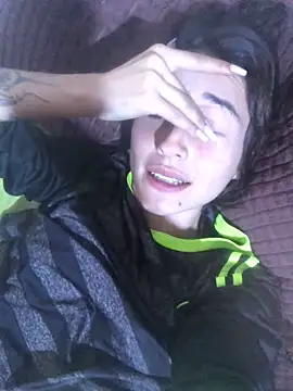 Snapshot of NickiYoung chatting on January 2025 04:44:02 AM NickiYoung online show from January 2025 04:44:02 AM