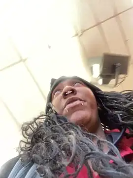 Yoshibaby2670 online show from March 2025 08:01:02 PM