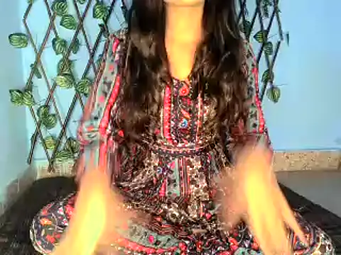 SIYA MAVI online show from January 2025 12:13:02 PM