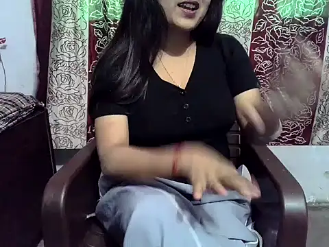 SIYA MAVI online show from April 2026 08:20:01 AM