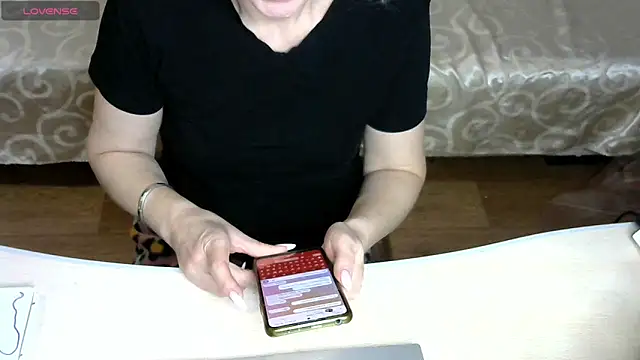 Snapshot of Mariana_har777 chatting on February 2026 03:41:02 PM Mariana har777 online show from February 2026 03:41:02 PM