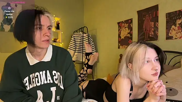 VeryRare TwinS online show from October 2025 11:13:02 PM