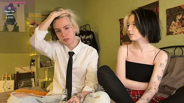 VeryRare TwinS online show from October 2025 11:38:02 PM