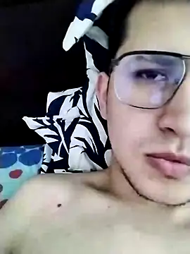 jonatanl31 online show from January 2025 02:36:02 PM