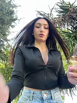 Maddy Jones online show from January 2025 08:09:01 PM