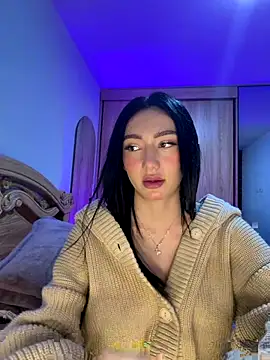 Maddy Jones online show from December 2025 01:21:02 AM