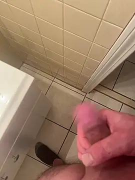 coreyl9718 online show from February 2025 06:17:02 AM