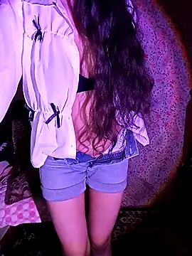 Angelnirvanaa online show from November 2025 05:02:01 PM