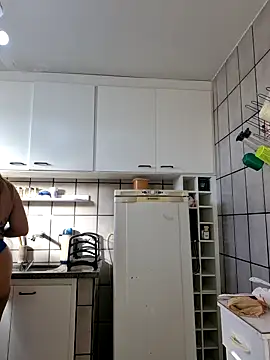 AliceRuivinha2 online show from February 2025 10:12:01 AM