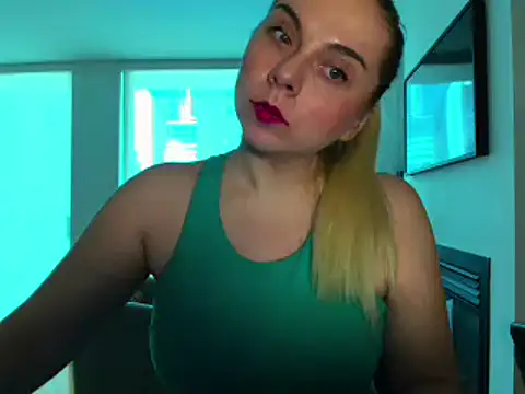 Snapshot of HappyIva chatting on January 2025 07:11:01 PM HappyIva online show from January 2025 07:11:01 PM