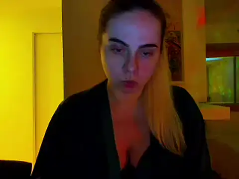 Snapshot of HappyIva chatting on February 2025 11:53:01 AM HappyIva online show from February 2025 11:53:01 AM